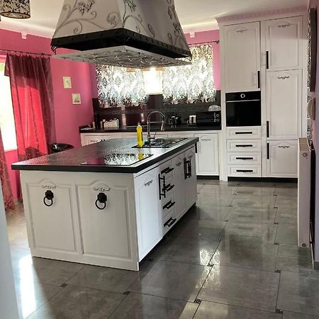 Apartmany Sabinovska Prešov Eksteriør billede